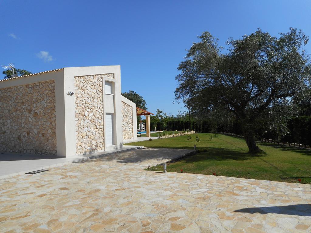 Villa Poulades Gouvia Buitenkant foto